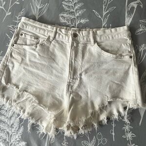 Zara white denim shorts | White jean shorts